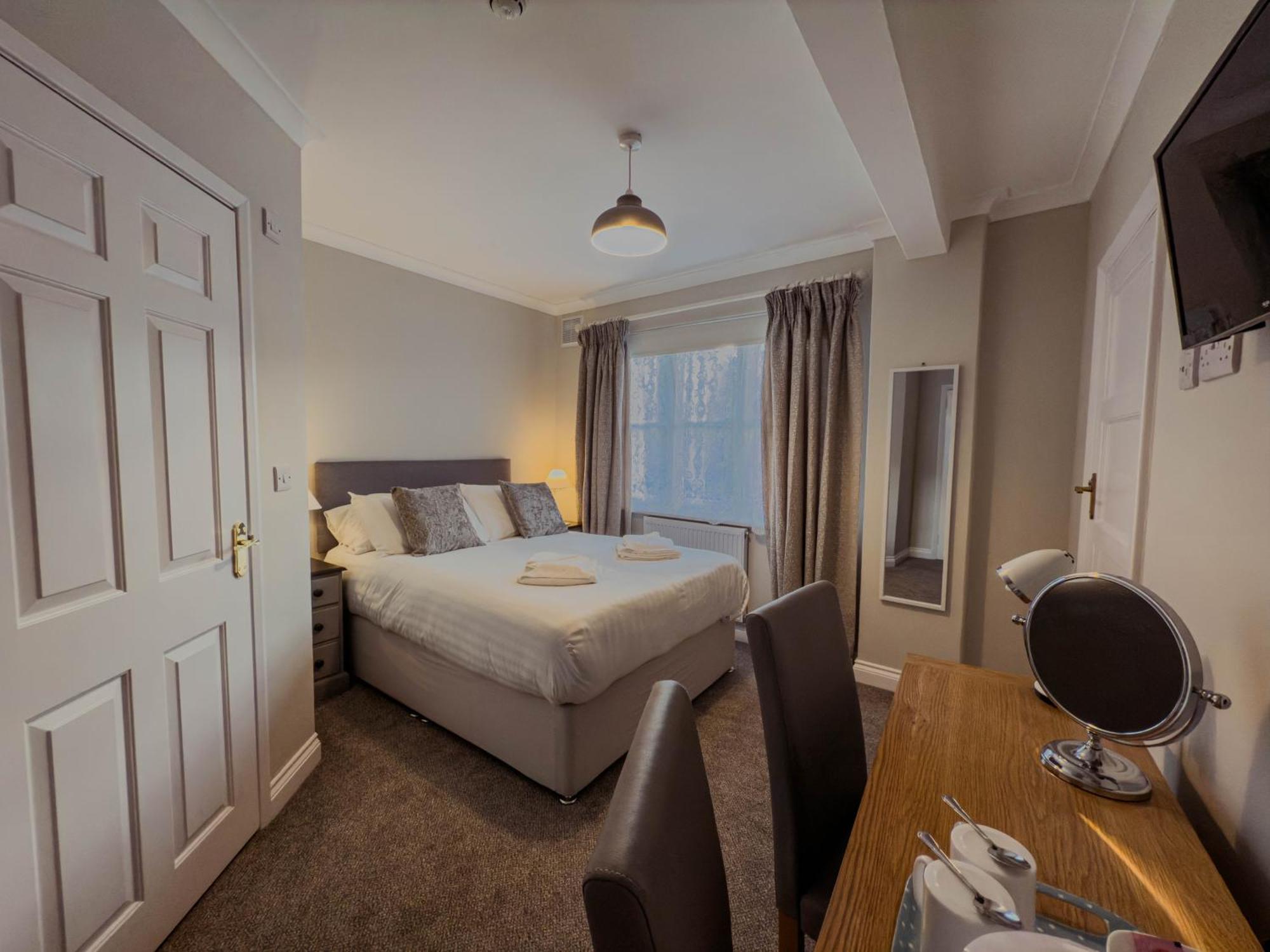 Bed and Breakfast Newport Quay Esterno foto