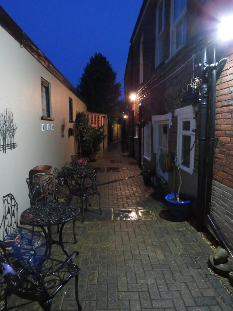 Bed and Breakfast Newport Quay Esterno foto